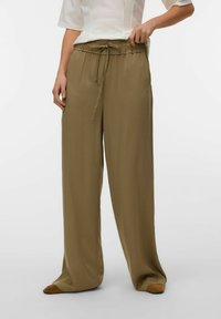 Широкие брюки