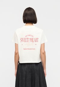 Футболка Футболка