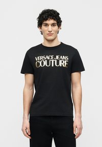 Футболка Футболка