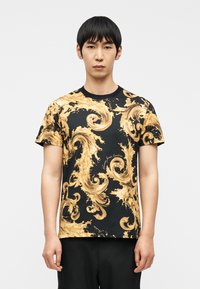 Футболка Футболка