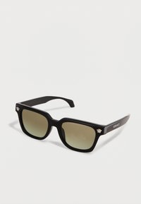 Солнечные очки Солнечные очки