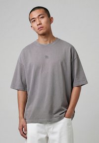 Футболка Футболка