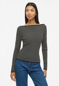 Пуловер в полоску Пуловер в полоску