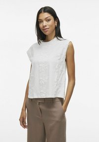 Футболка Футболка