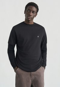 Футболка Футболка