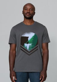 Футболка Футболка