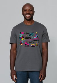 Футболка Футболка