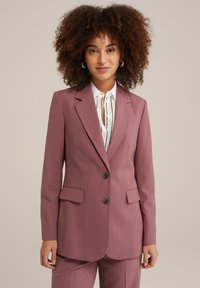 Костюм Костюм