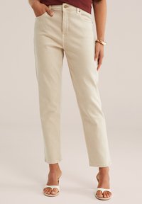 Джинсы Джинсы