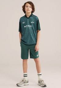 Шорты Шорты