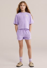 Шорты Шорты