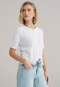 Вязаная кофта Вязаная кофта