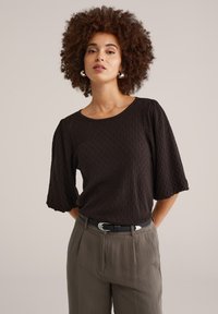 Пуловер с рукавом три четверти Пуловер с рукавом три четверти