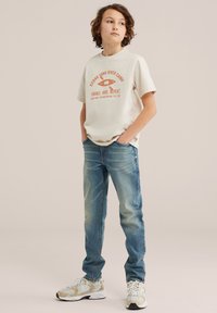 Футболка Футболка