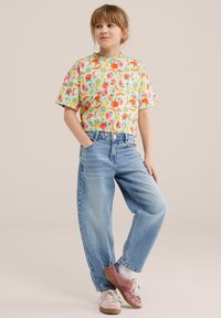 Футболка Футболка