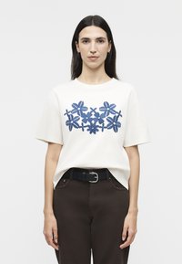 Футболка Футболка