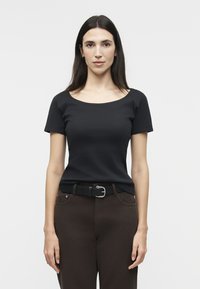 Футболка Футболка