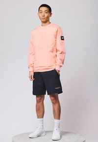 Шорты Шорты