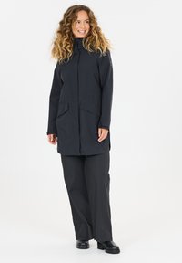 Спортивная куртка