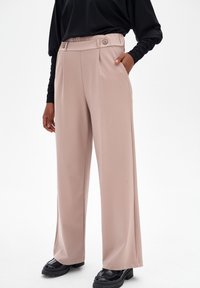 Широкие брюки