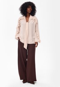 Широкие брюки