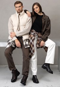 Ботинки на шнуровке