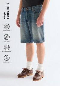 Шорты Шорты