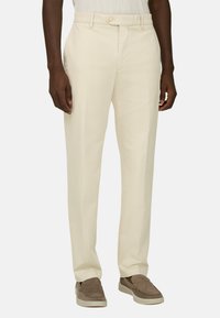 Чиносы Чиносы