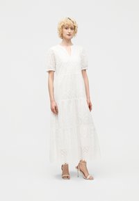 Длинное платье