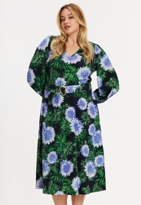 Летнее платье