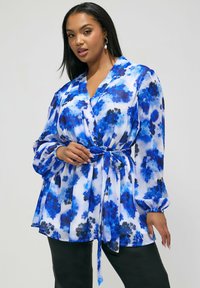 Блузка Блузка