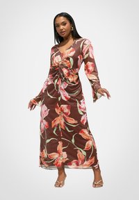 Длинное платье