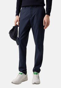 Спортивные штаны