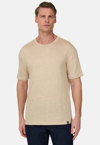 Футболка Футболка