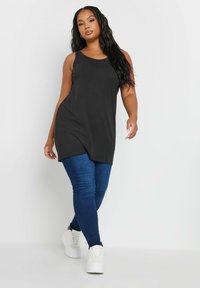 Длинный топ Длинный топ