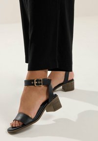 Босоножки Босоножки