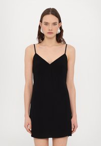 Летнее платье Летнее платье