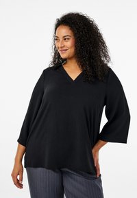 Блузка Блузка