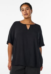 Блузка Блузка