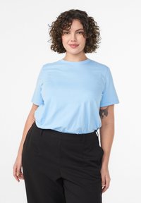 Футболка Футболка