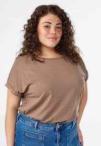 Футболка Футболка