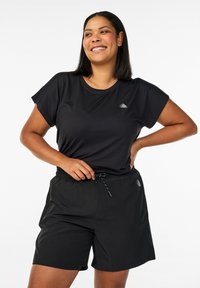 Спортивные штаны