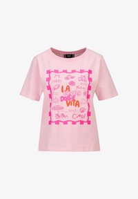 Футболка Футболка