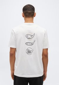 Спортивная майка