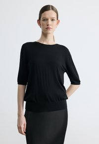 Футболка Футболка