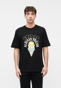 Футболка Футболка