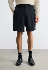 Шорты Шорты