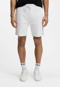 Шорты Шорты