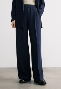 Широкие брюки