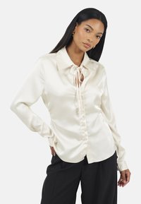 Атласная блузка Атласная блузка